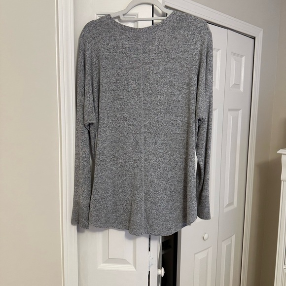 Abercrombie & Fitch Grey Button Down - Picture 7 of 9